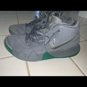 Nike kyrie 4